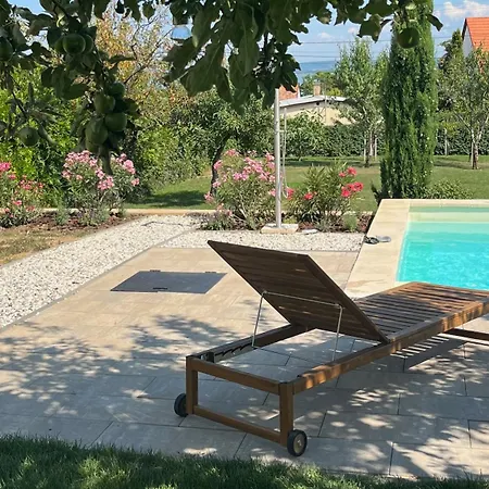 Дом отдыха Omega Бадачоньтомай