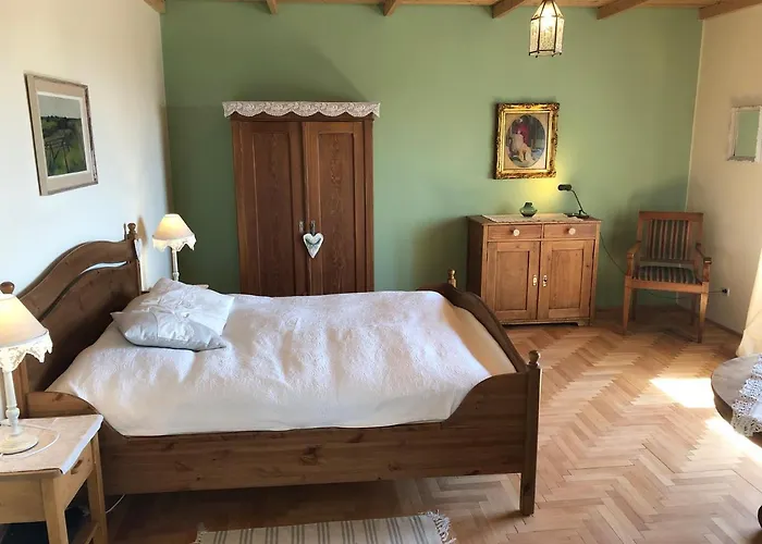 Omega * Badacsonytomaj